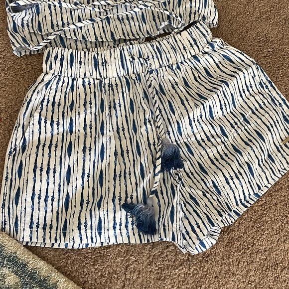 Blue two piece set! - Picture 2 of 3